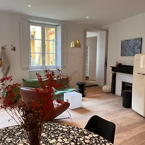 https://le-petit-toulousain-chic.midi-pyreneeshotels.com