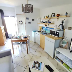 https://studio-de-la-baie.inbrittany.com